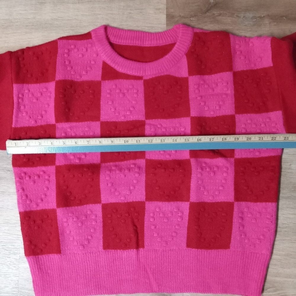 NWT Hot Pink & Red Plaid Heart Round Neck Valentine's Sweater - Picture 9 of 11